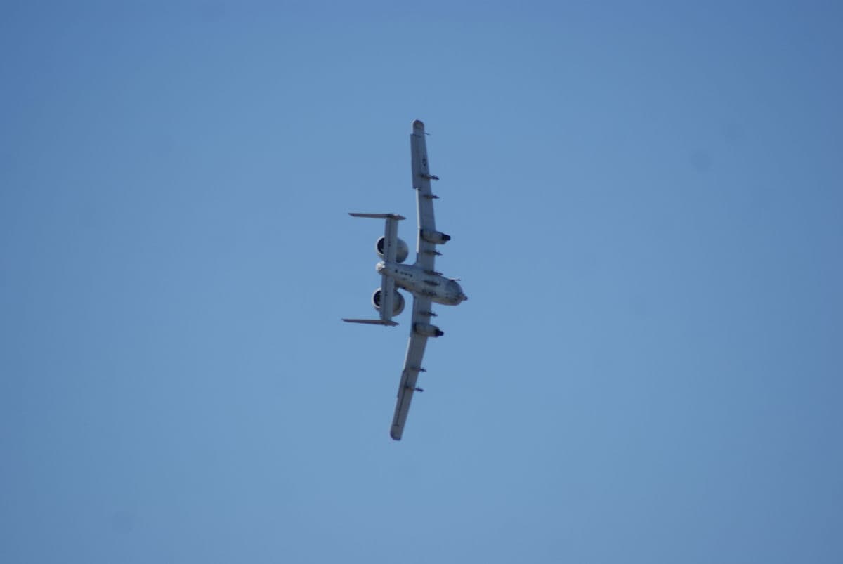 - Twin-engine aircraft