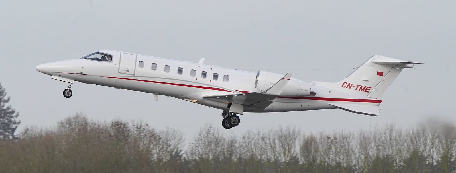 CN-TME - Business jet