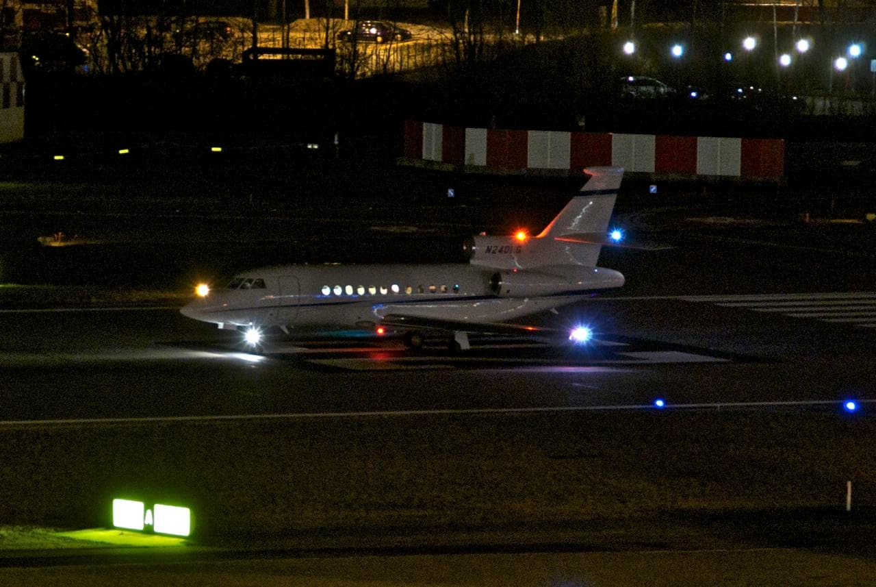 N240LG - Business jet