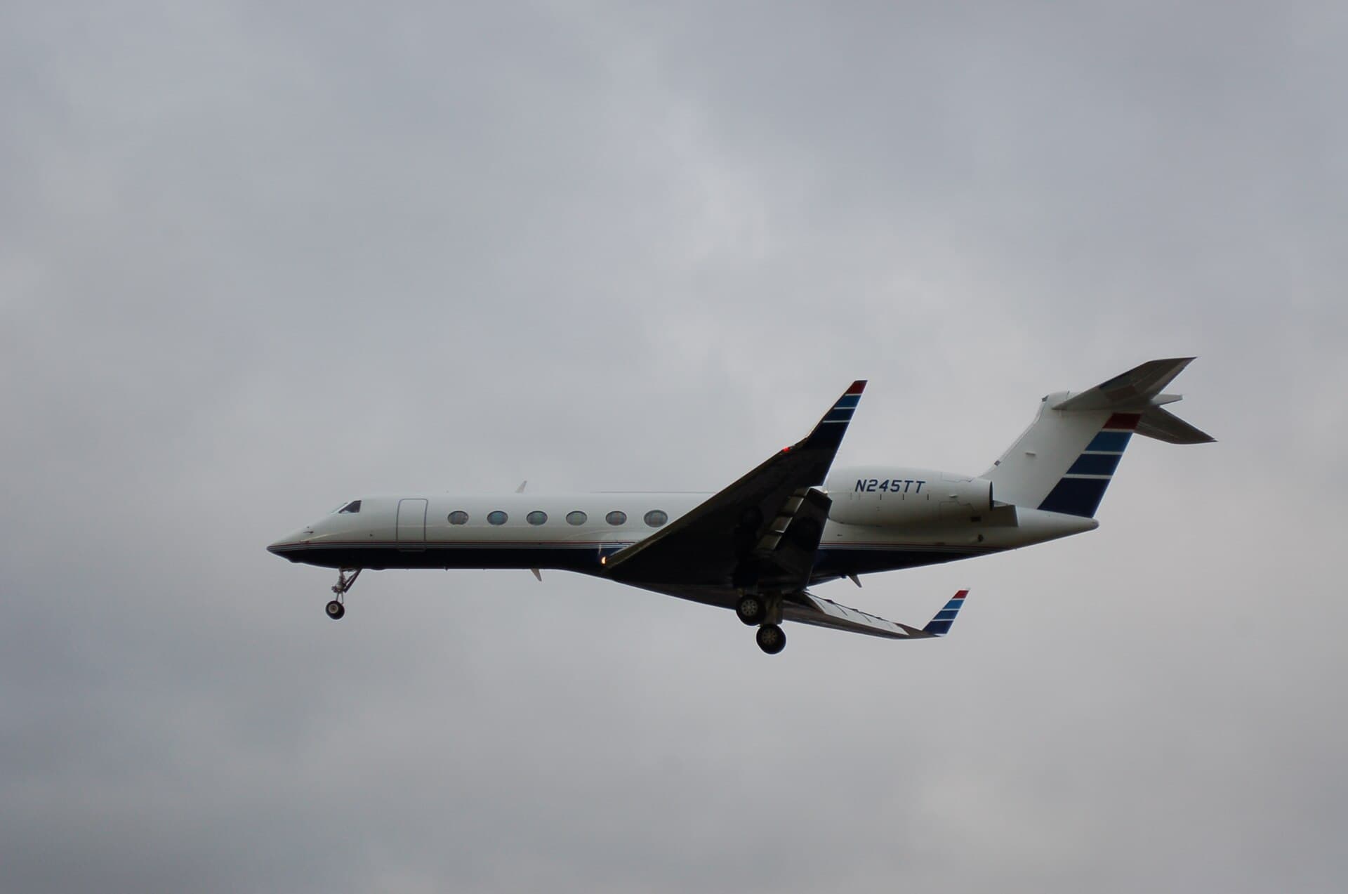 N245TT - Gulfstream