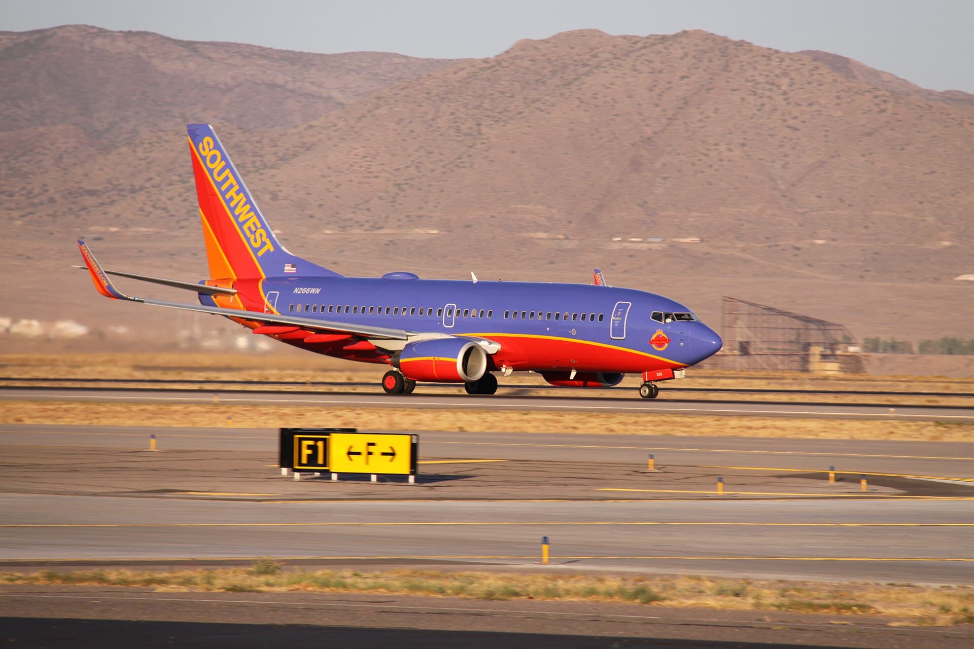 N266WN - Boeing
