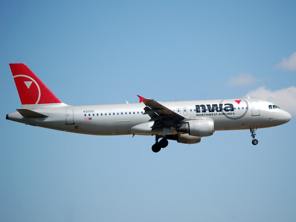 N321US - Airbus