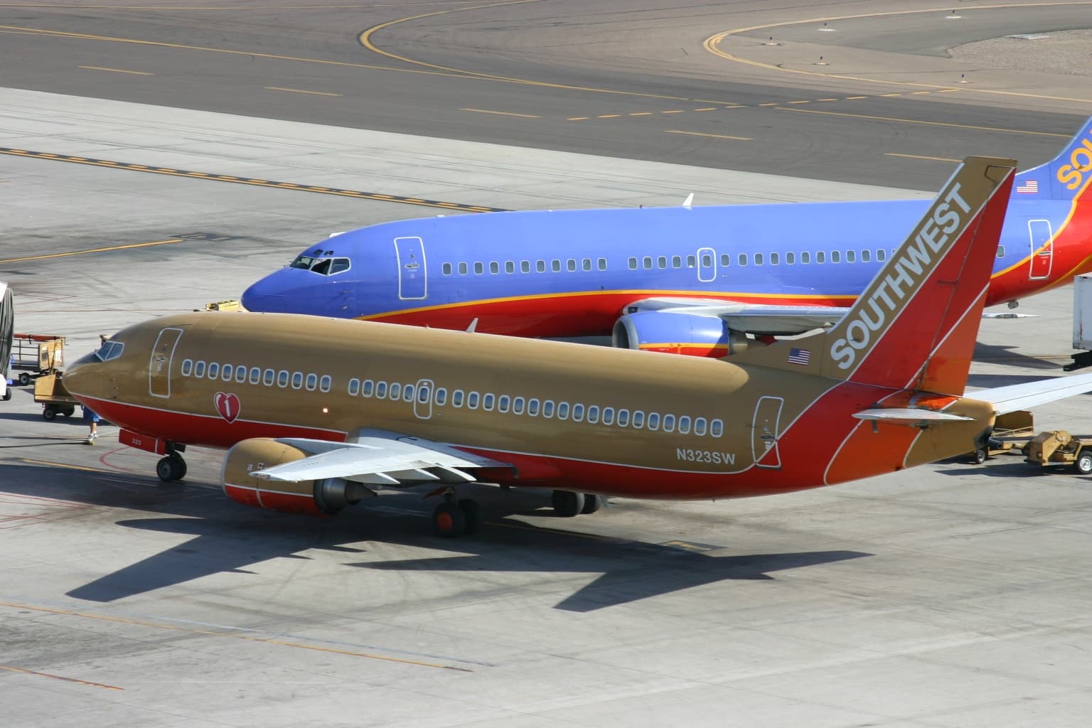 N323SW - Boeing