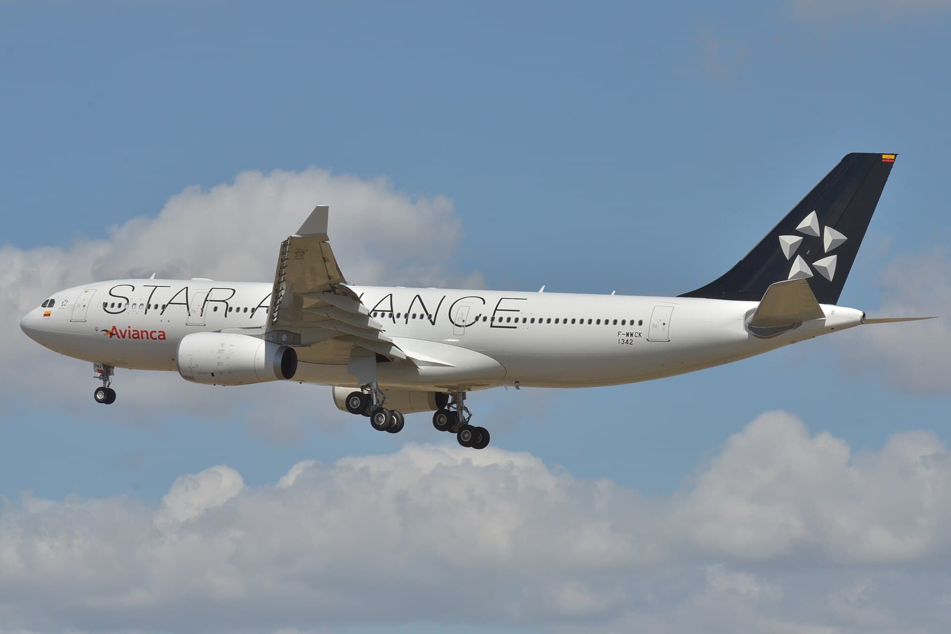 N342AV - Airbus