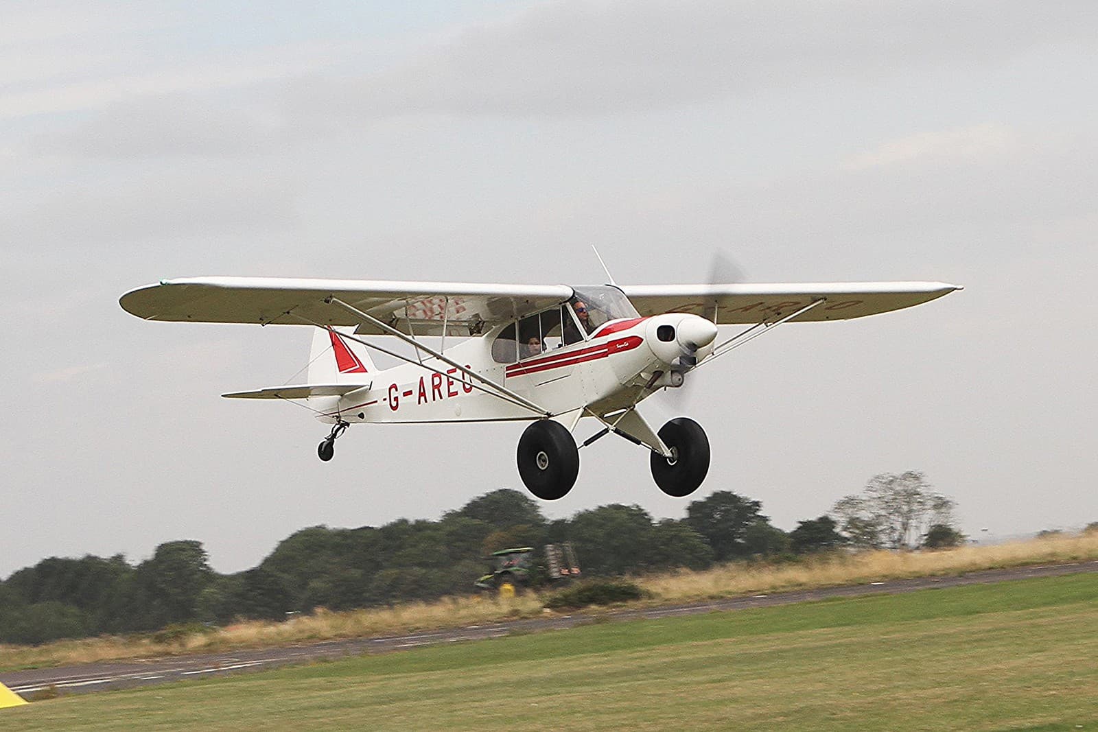 G-AREO - Piper