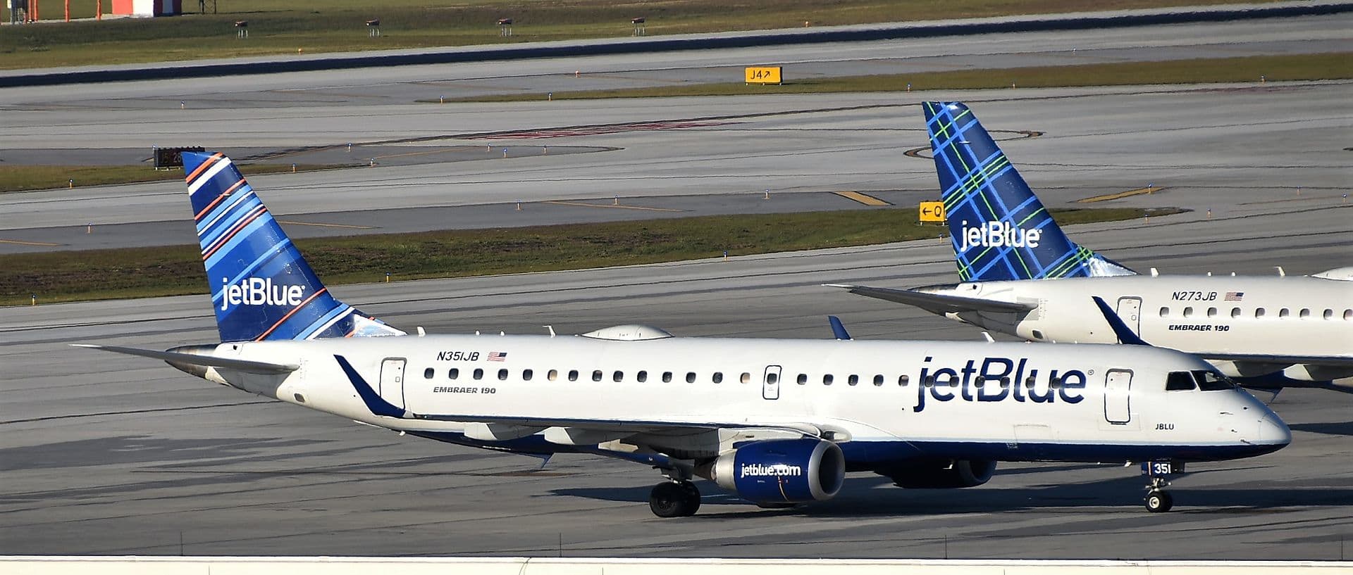 N351JB - Embraer