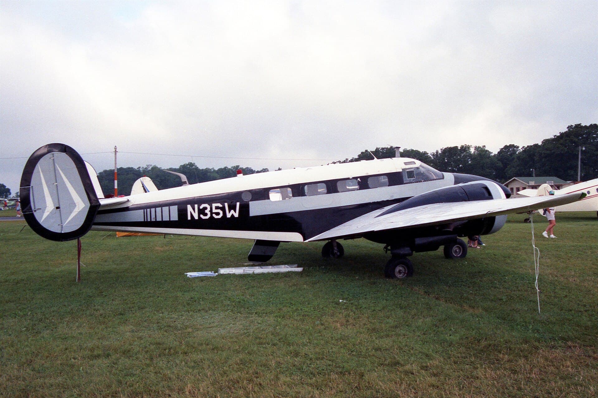 N35W - Lockheed