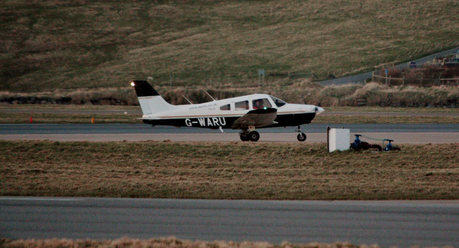 G-WARU - Piper