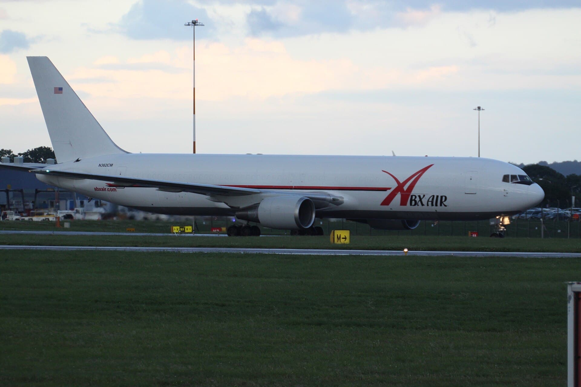 N362CM - Boeing