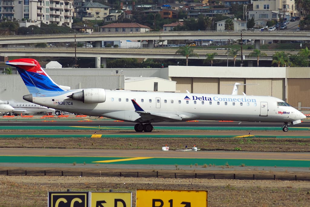 N367CA - Bombardier