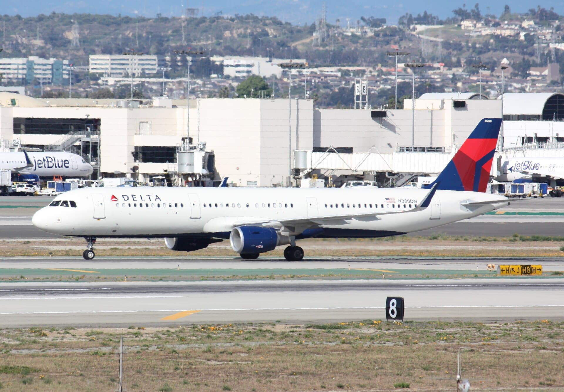N380DN - Airbus
