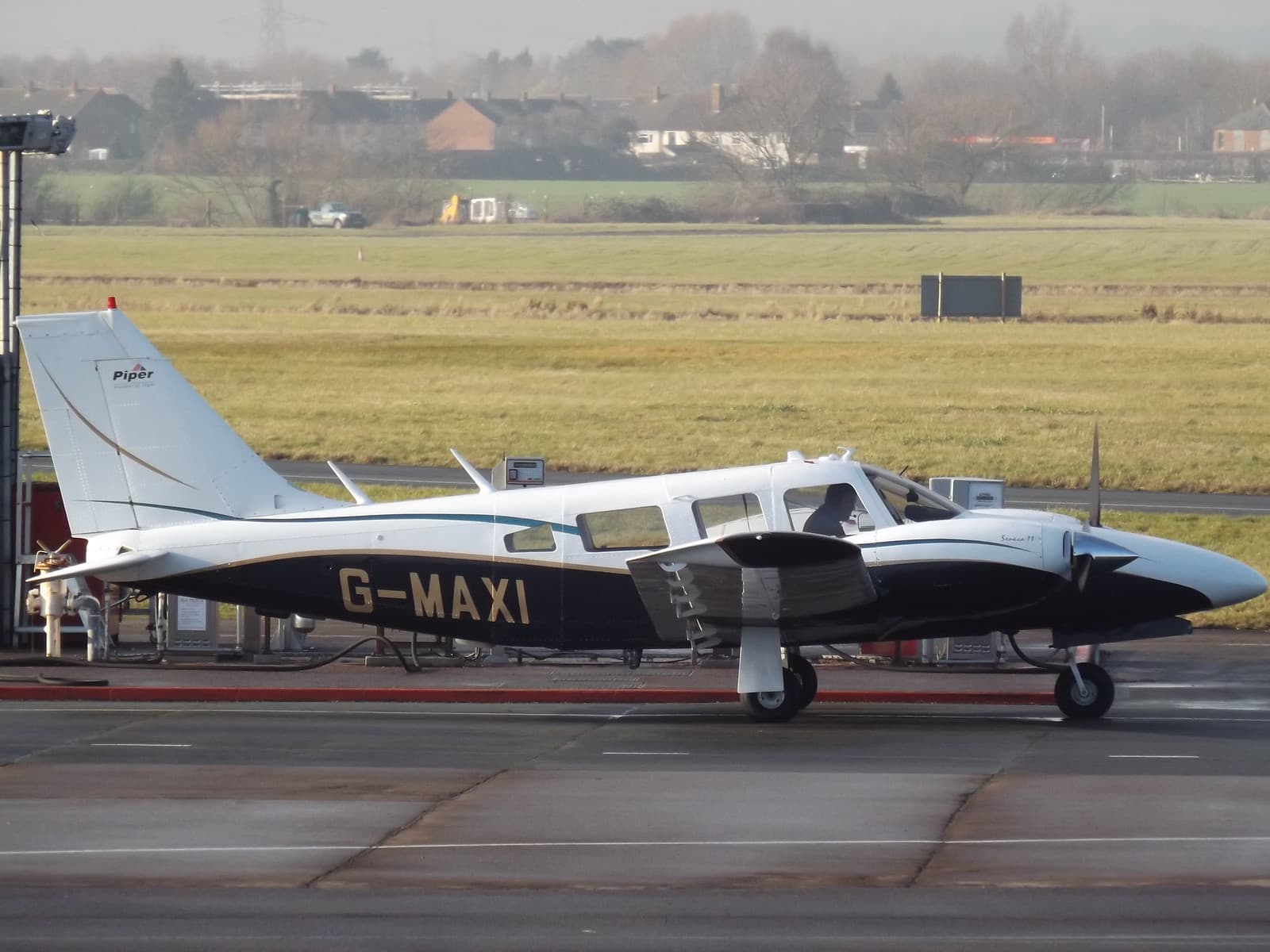 G-MAXI - Piper