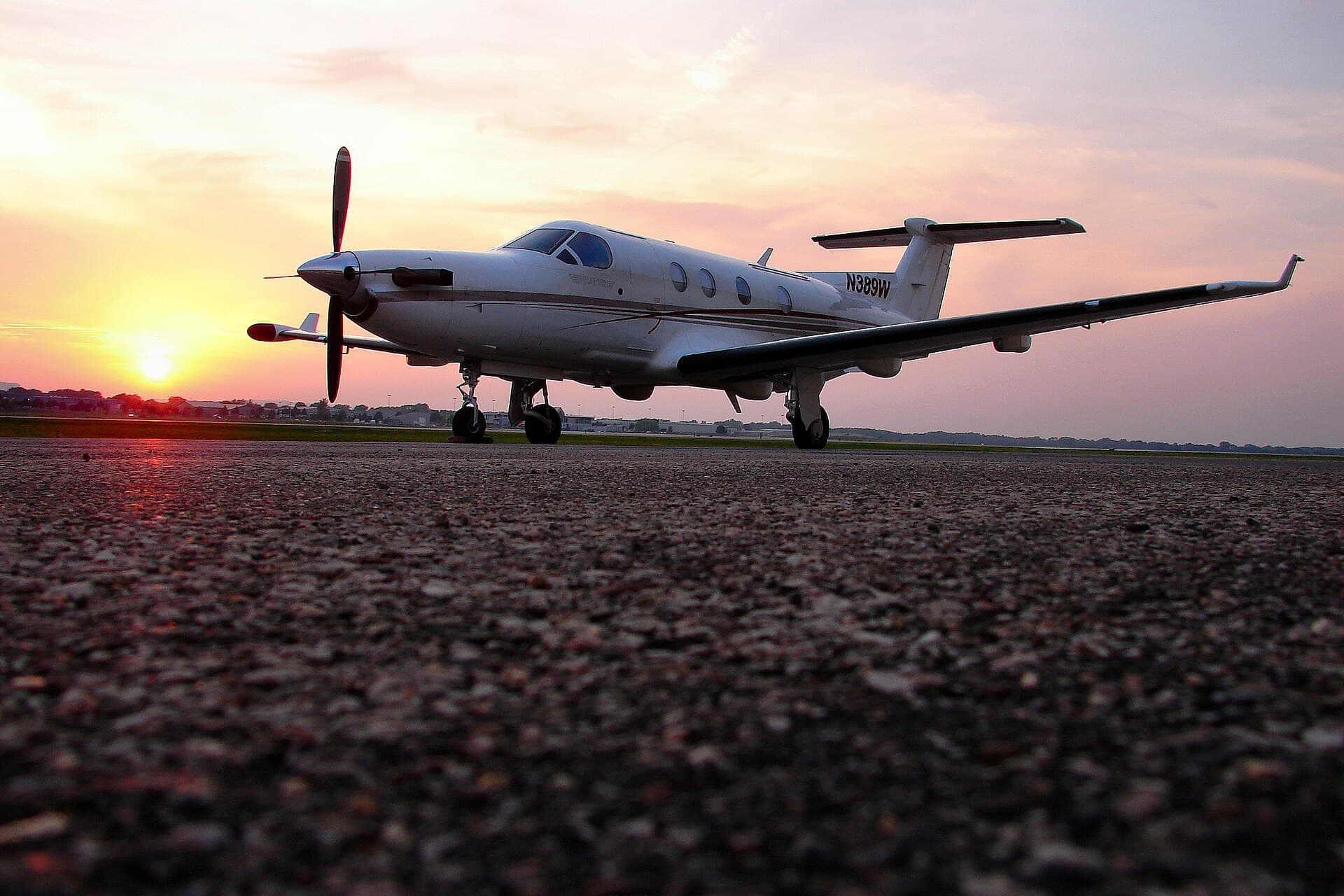 N389W - Pilatus