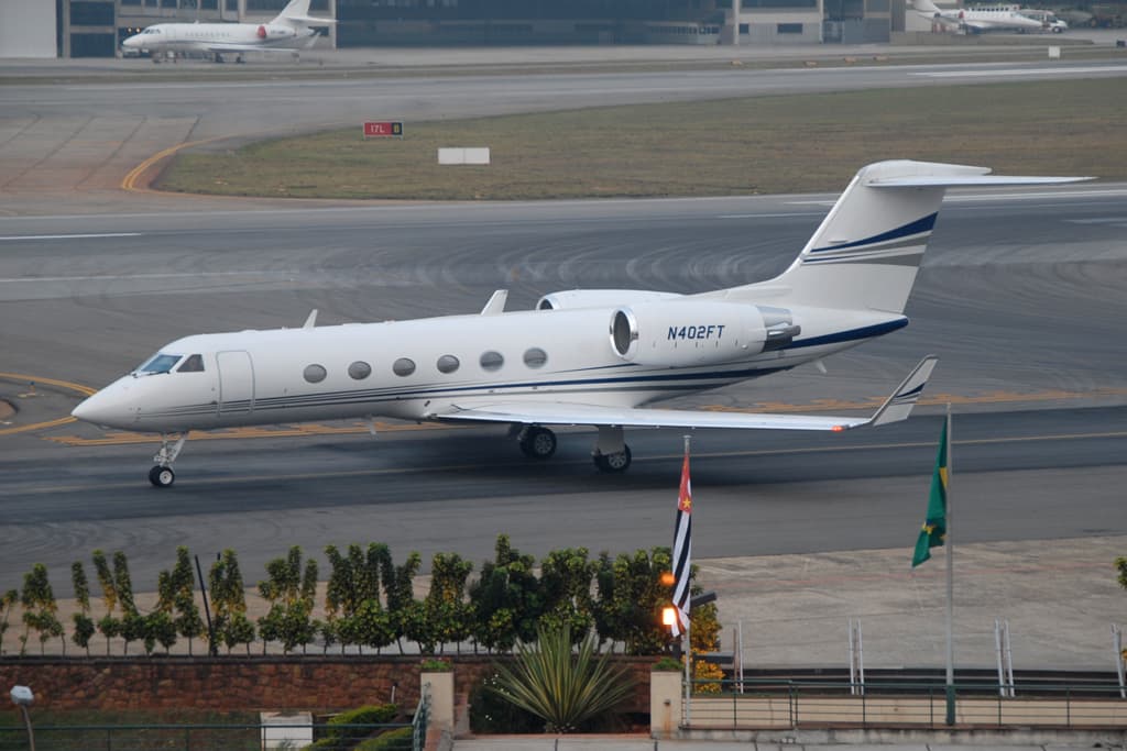 N402FT - Business jet