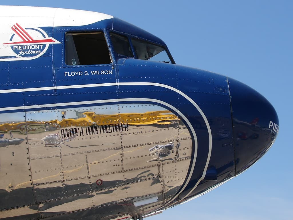 - Aircraft