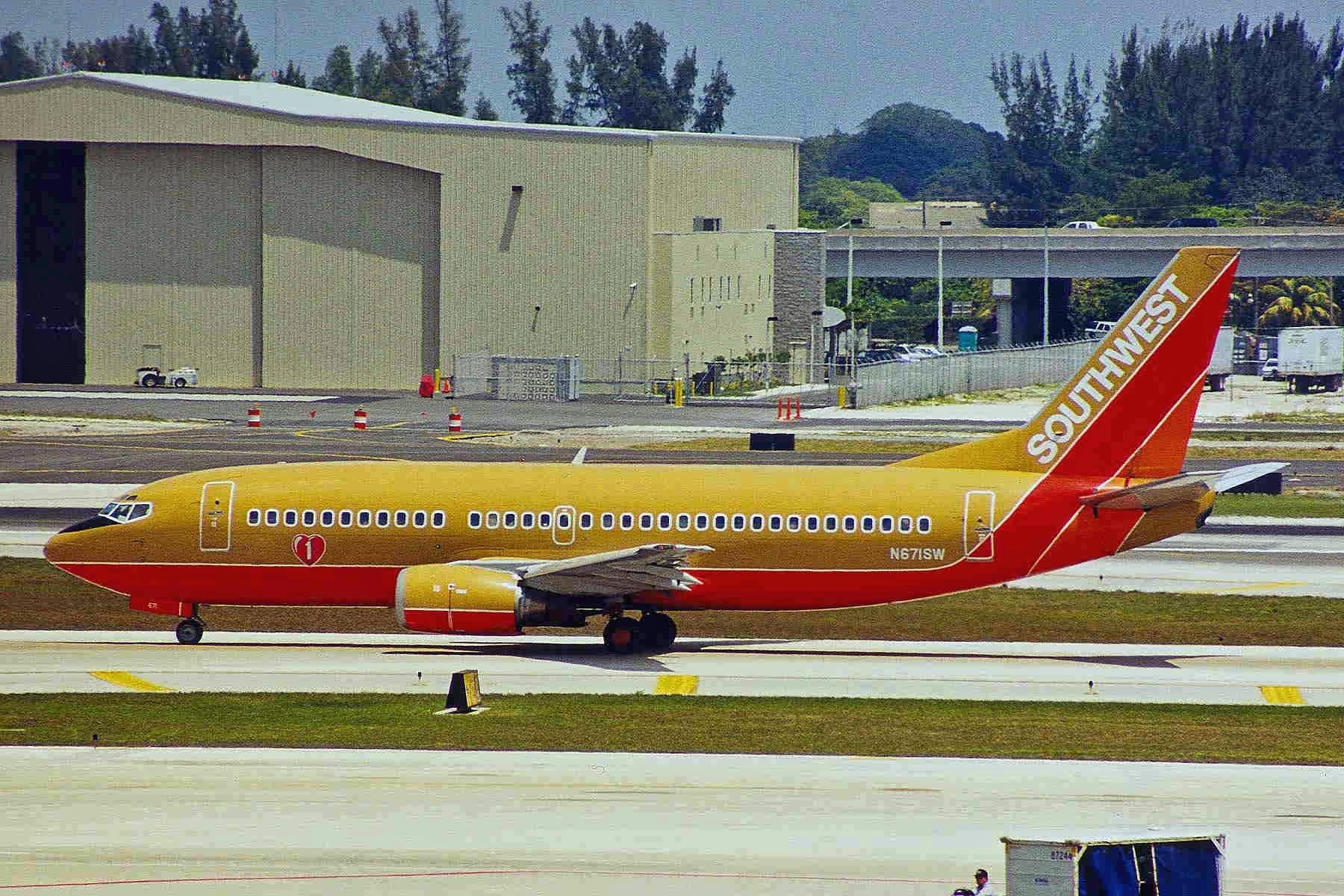N671SW - Boeing