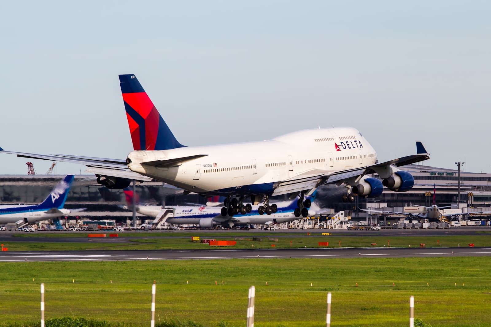 N672US - Boeing