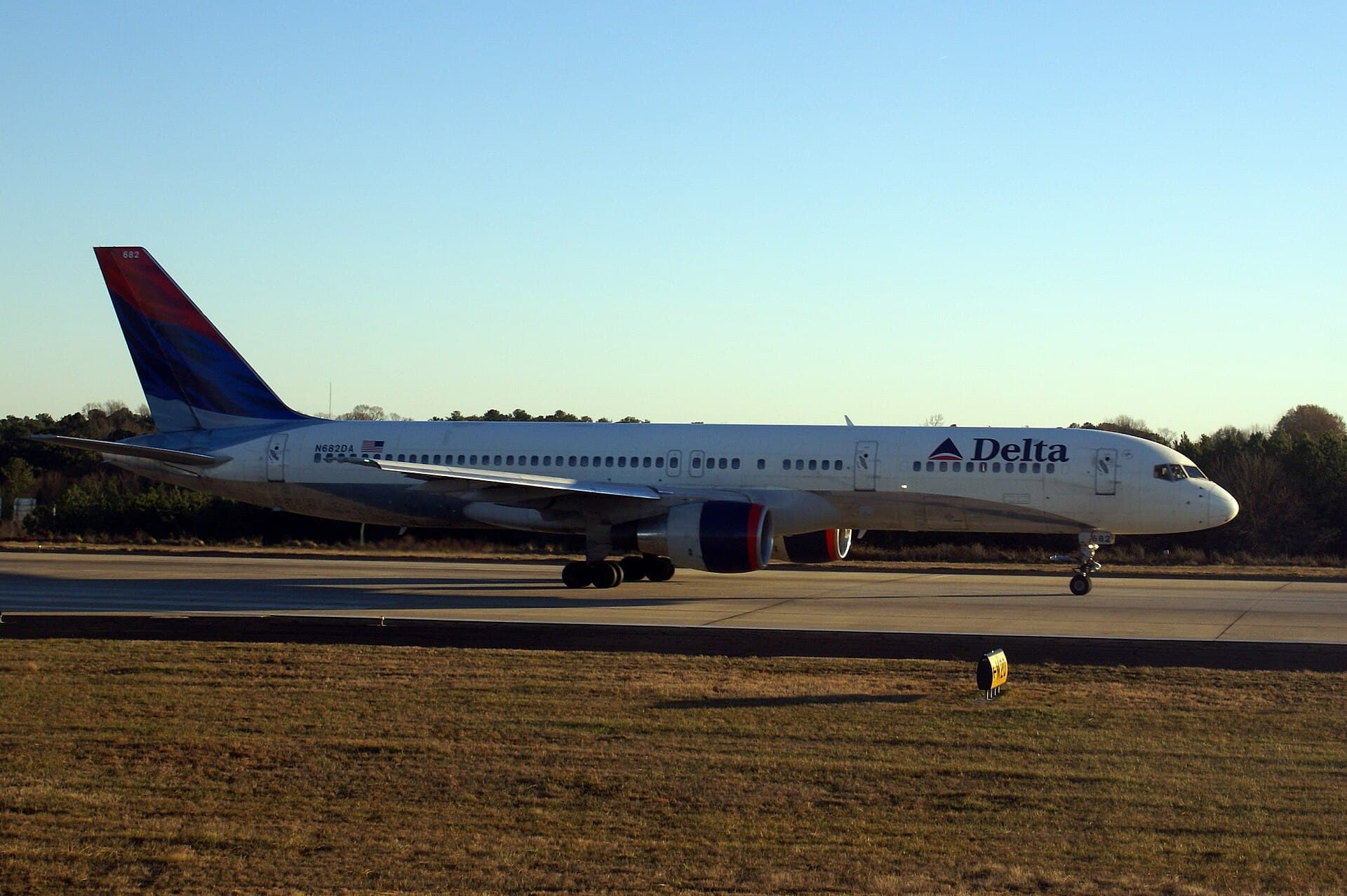 N682DA - Boeing