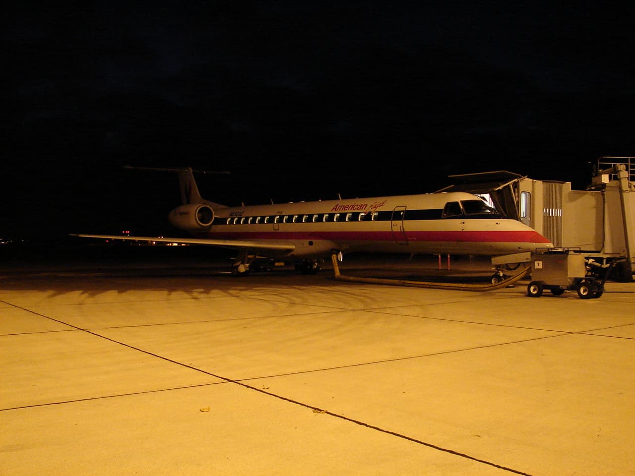 N690AE - Embraer