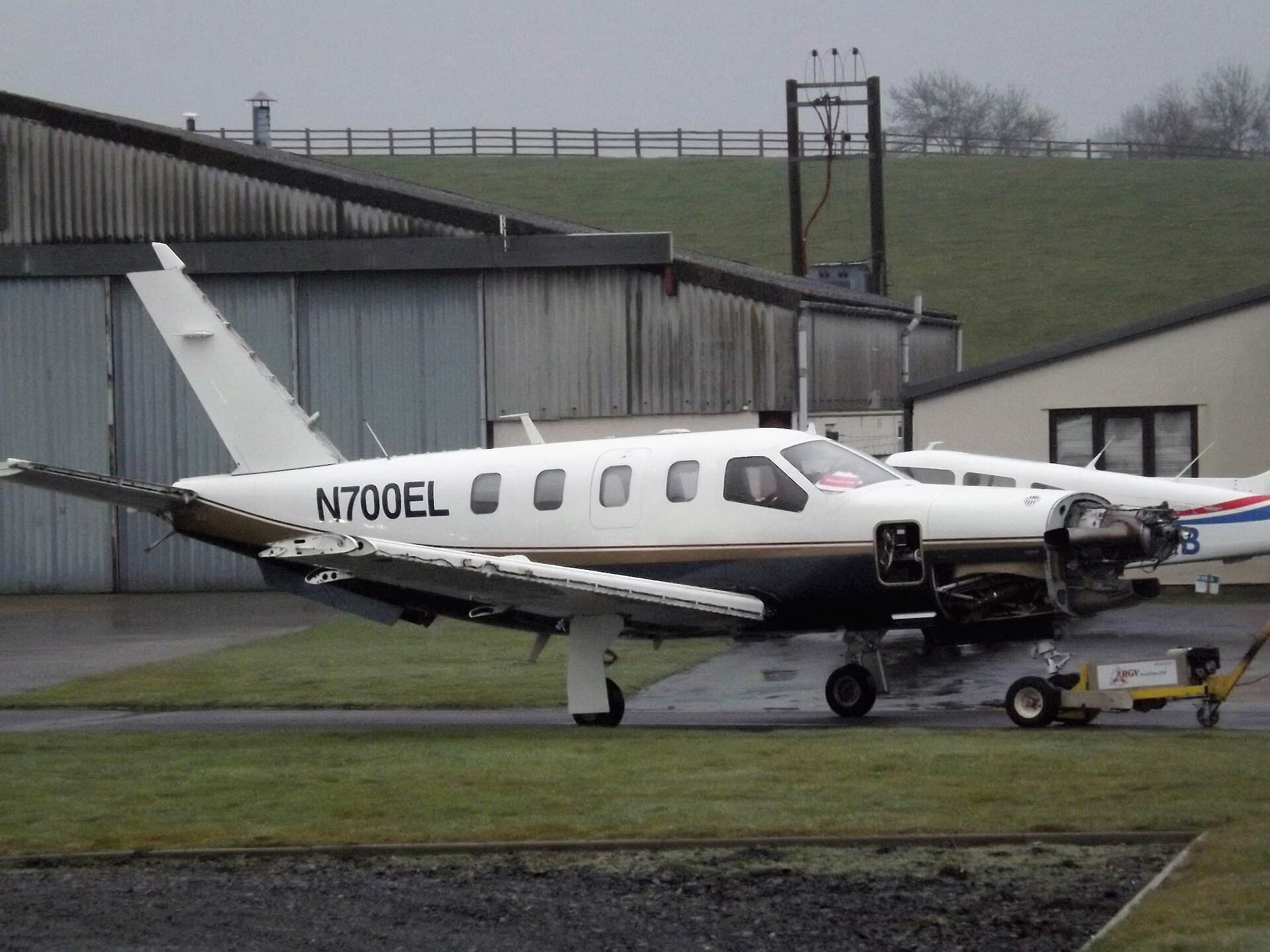 N700EL - Single-engine aircraft
