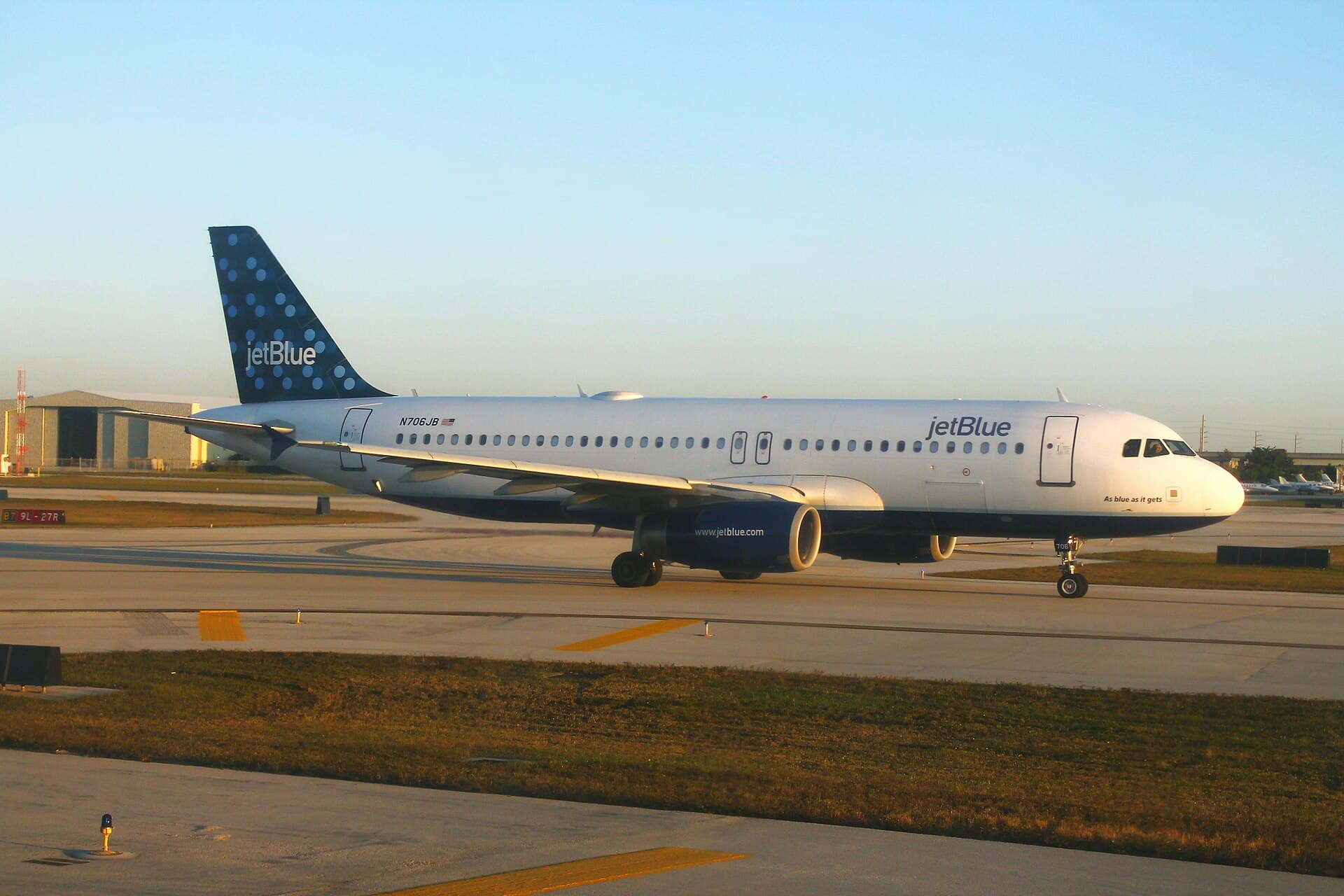 N706JB - Airbus