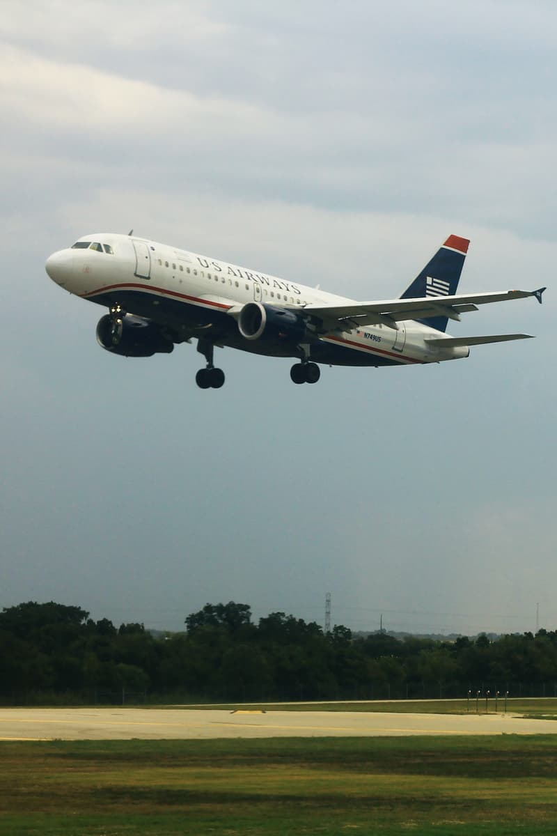 N749US - Twin-engine aircraft