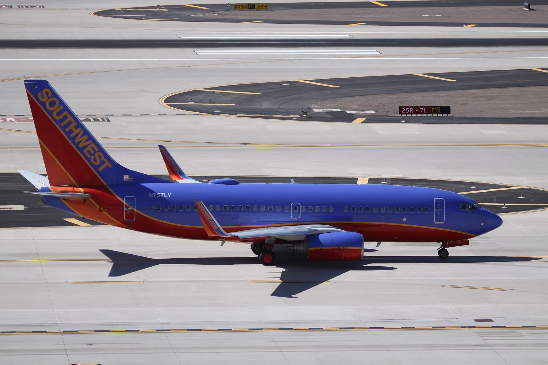 N757LV - Boeing