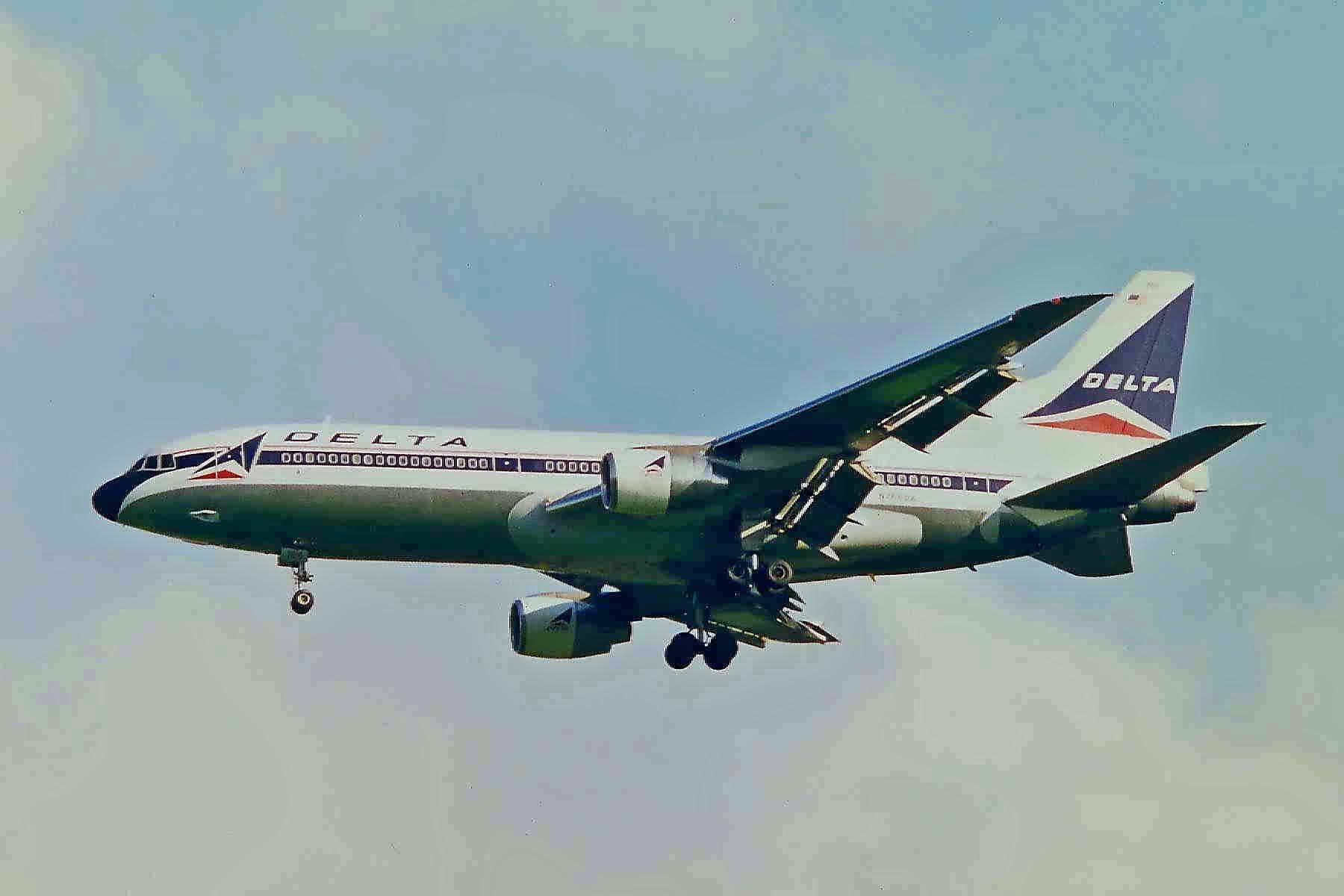 N764DA - Aircraft