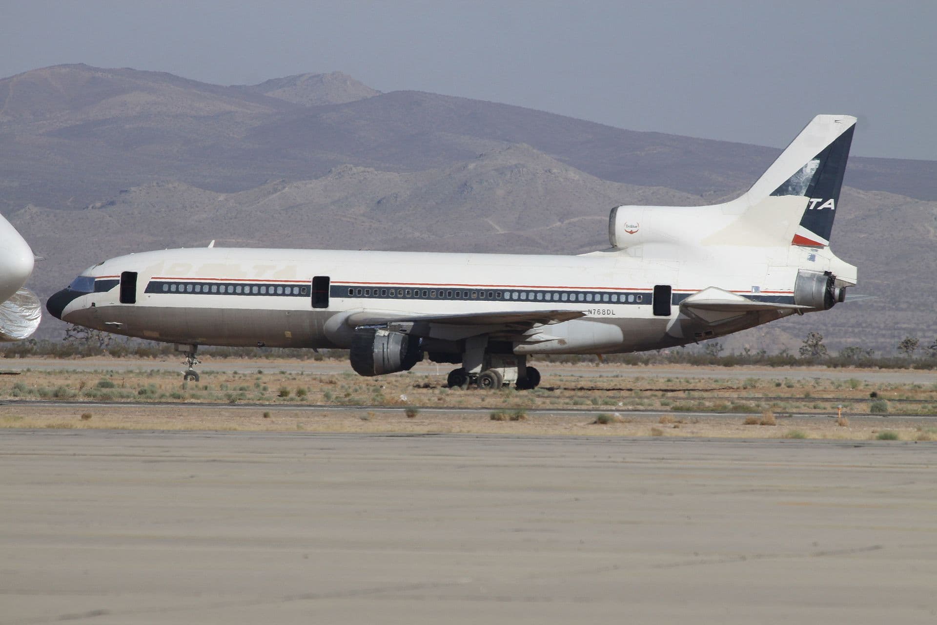 N768DL - Lockheed
