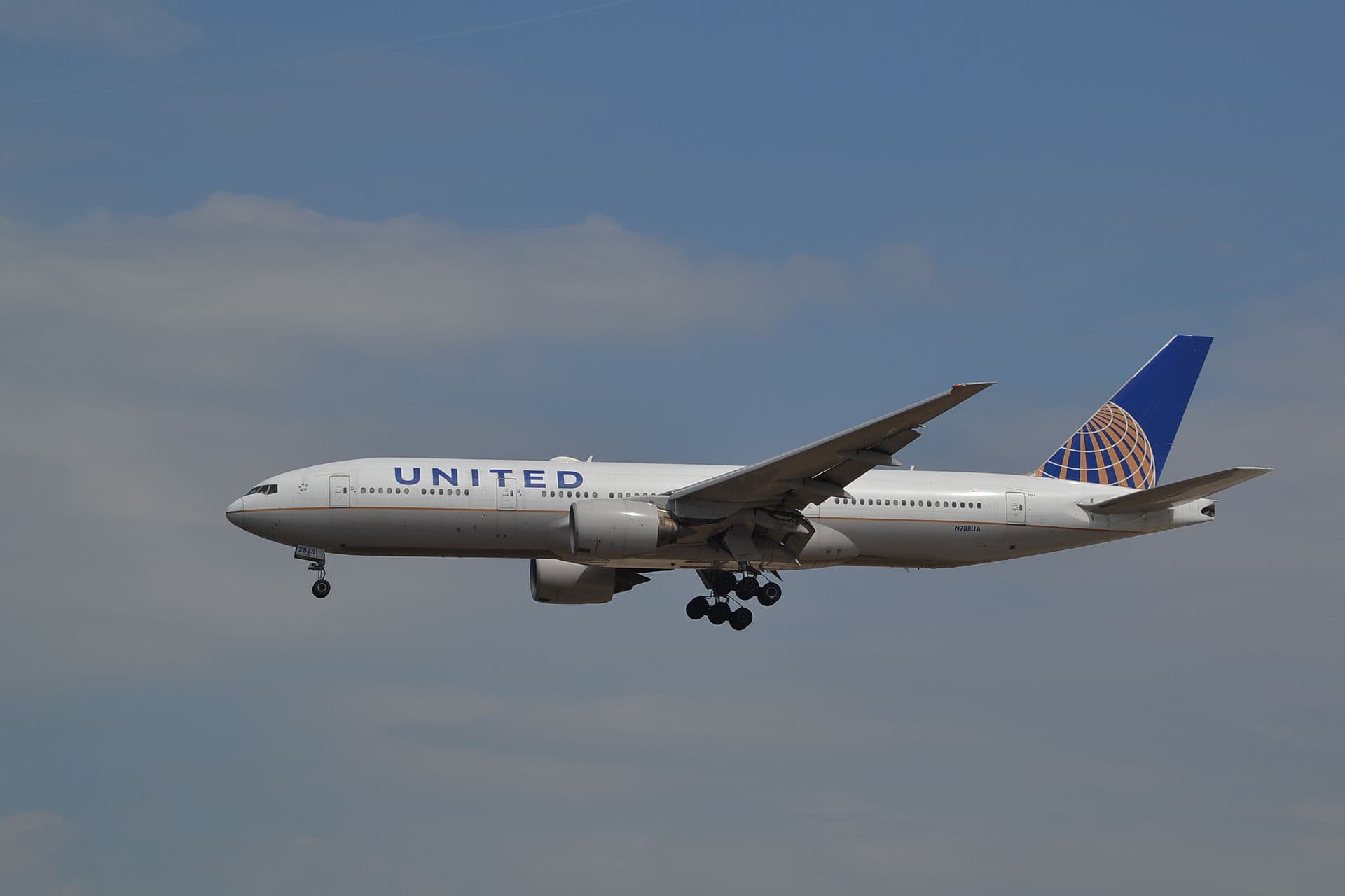 N788UA - Boeing