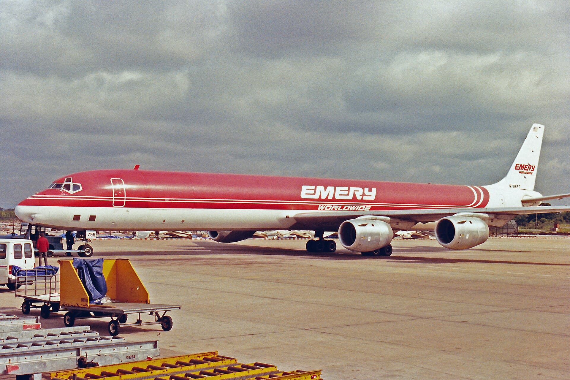 N795FT - Douglas