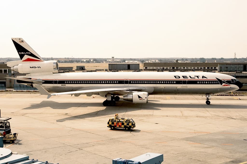 N811DE - Aircraft