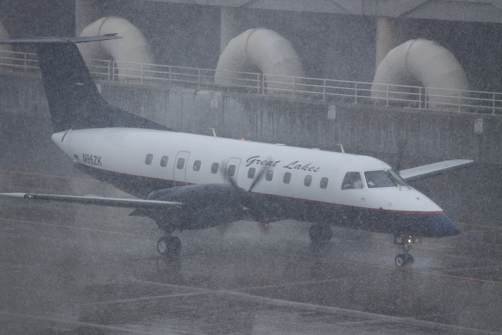 N96ZK - Twin-engine aircraft