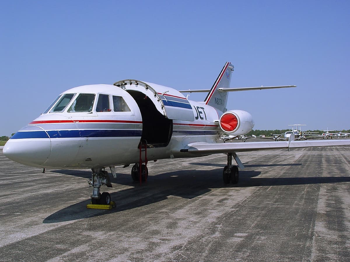 N827AA - Business jet