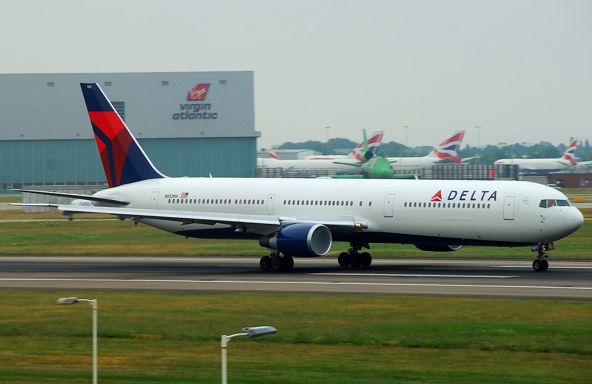 N832MH - Boeing
