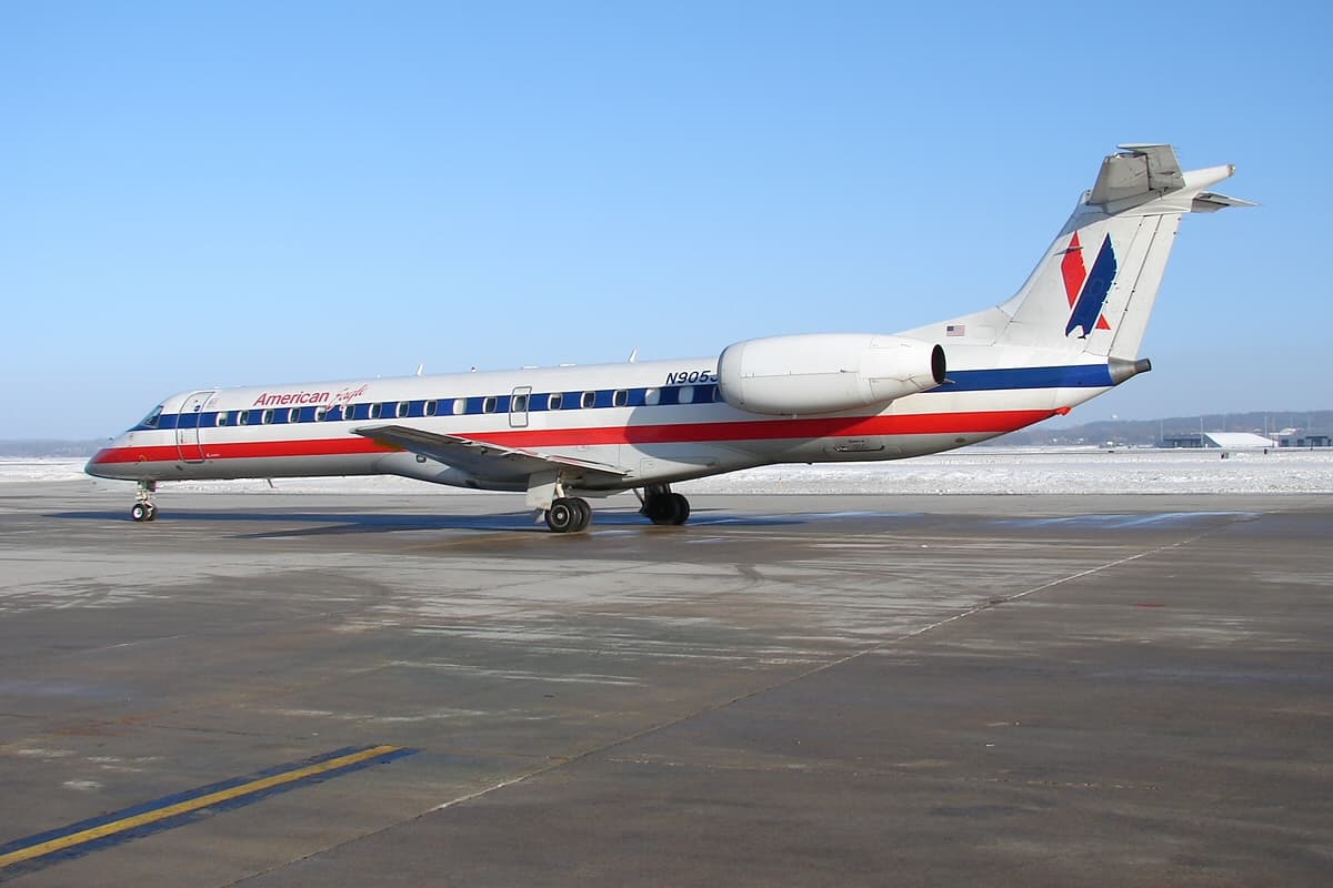 N905JH - Embraer
