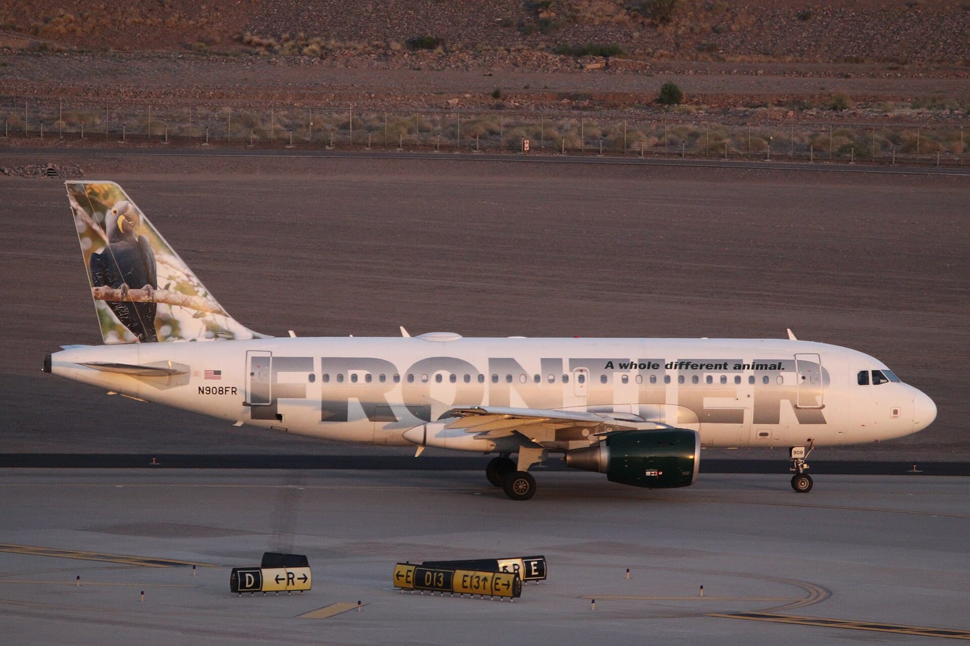 N908FR - Airbus