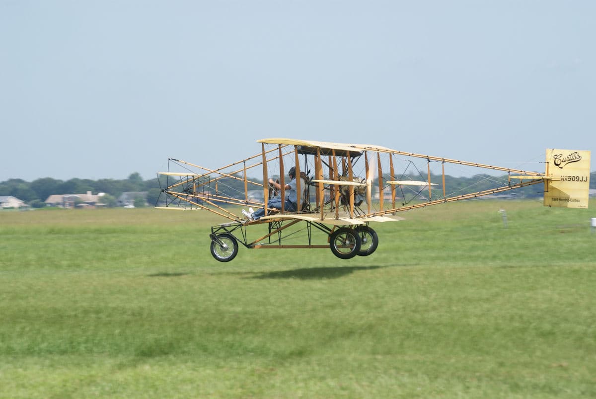 - Aircraft