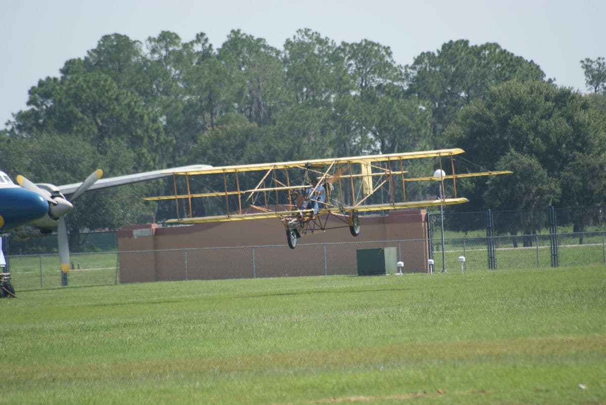 - Aircraft