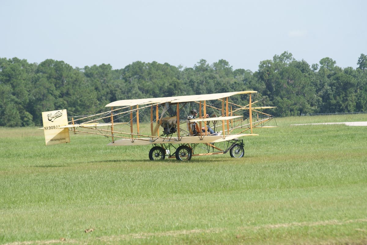 - Aircraft