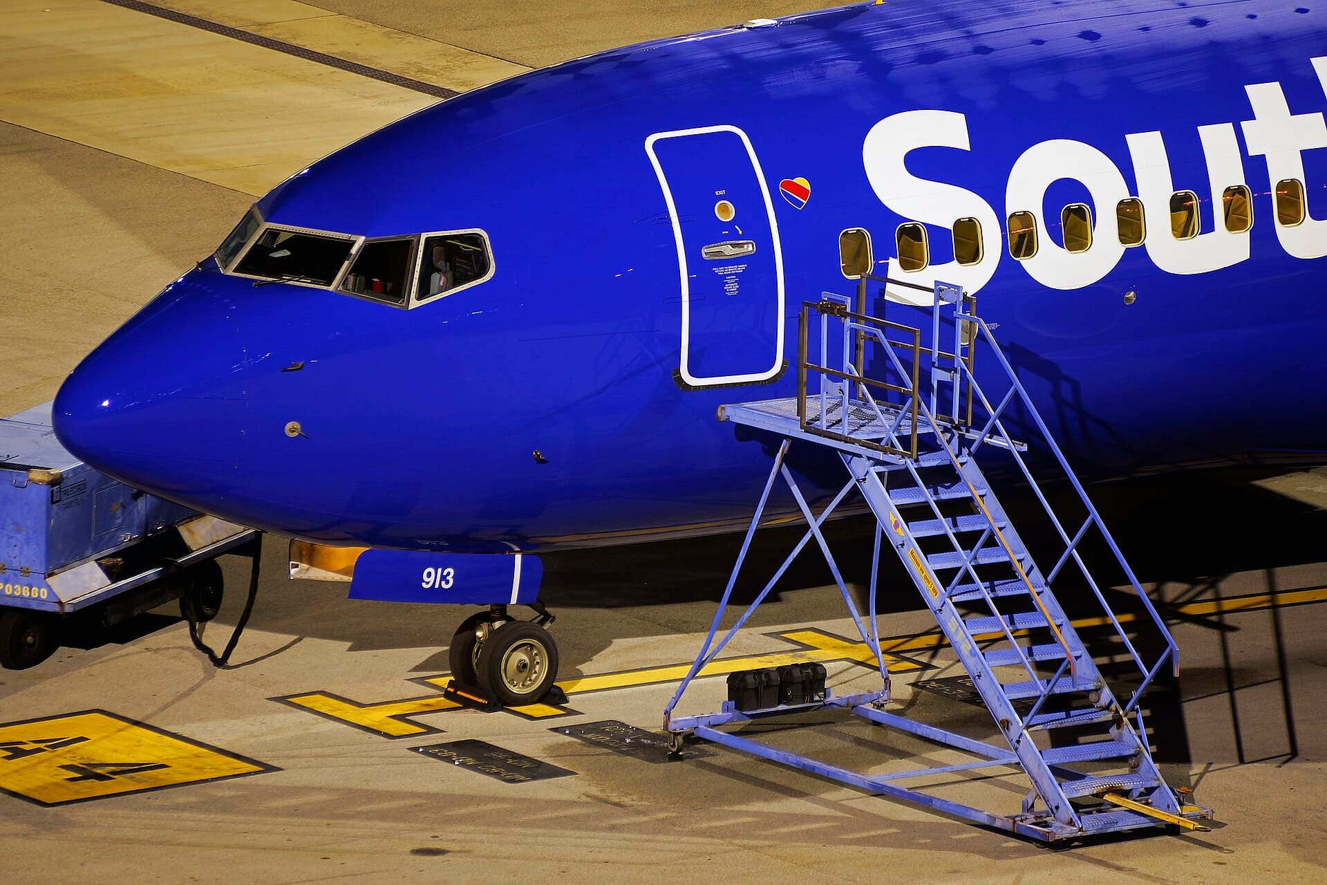 N913WN - Boeing
