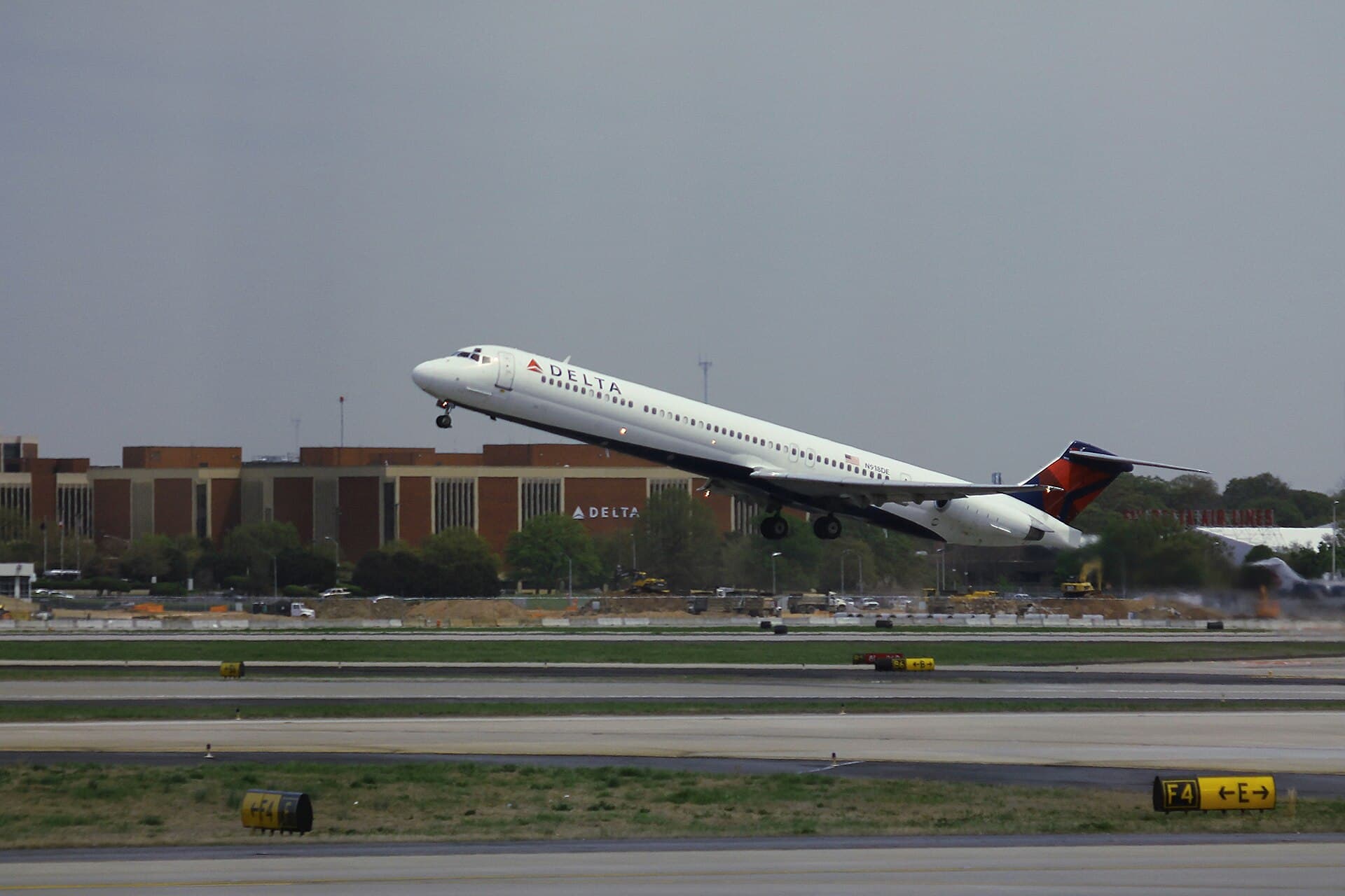 N918DE - Aircraft