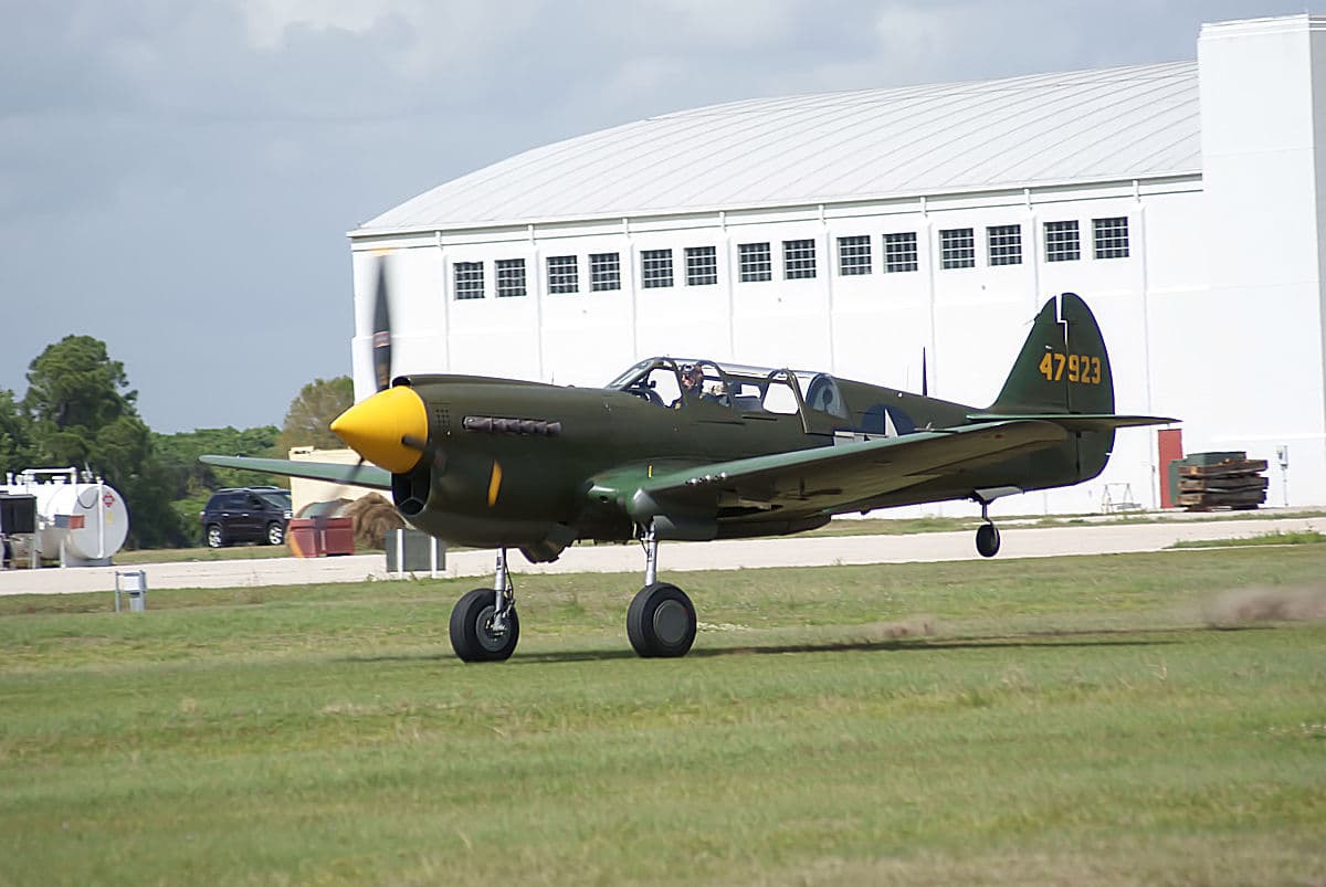 - Single-engine aircraft