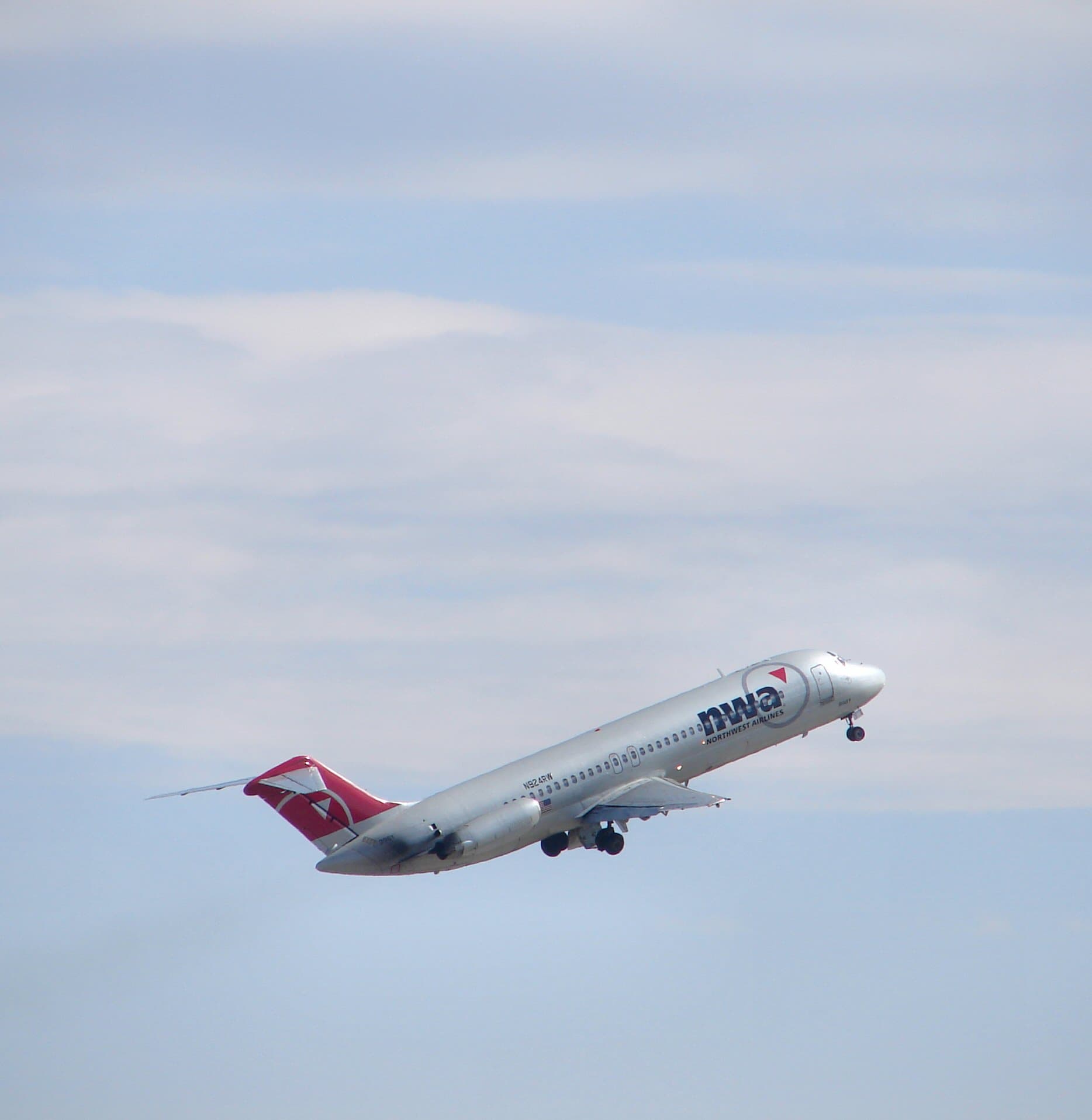 N924RW - Twin-engine aircraft