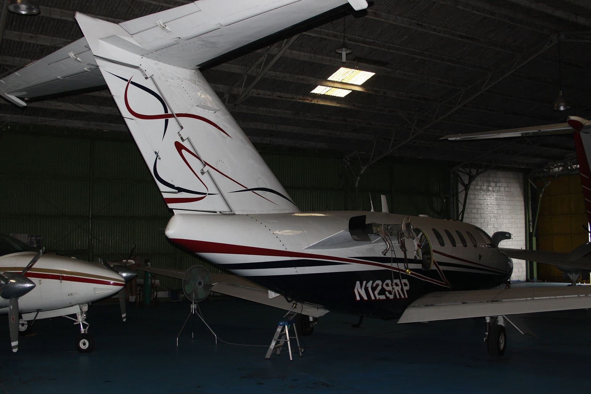 N129RP - Business jet