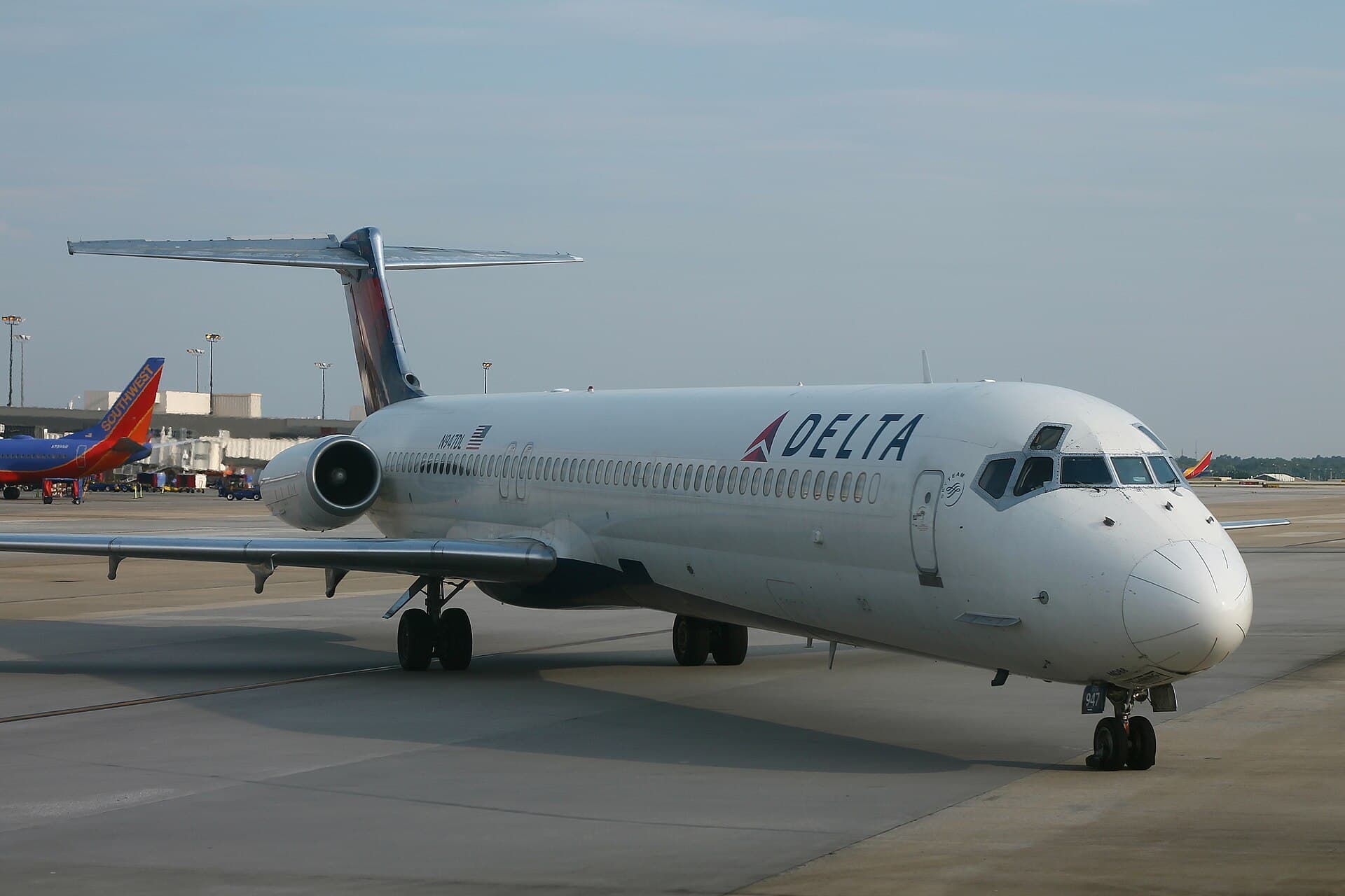 N947DL - Douglas