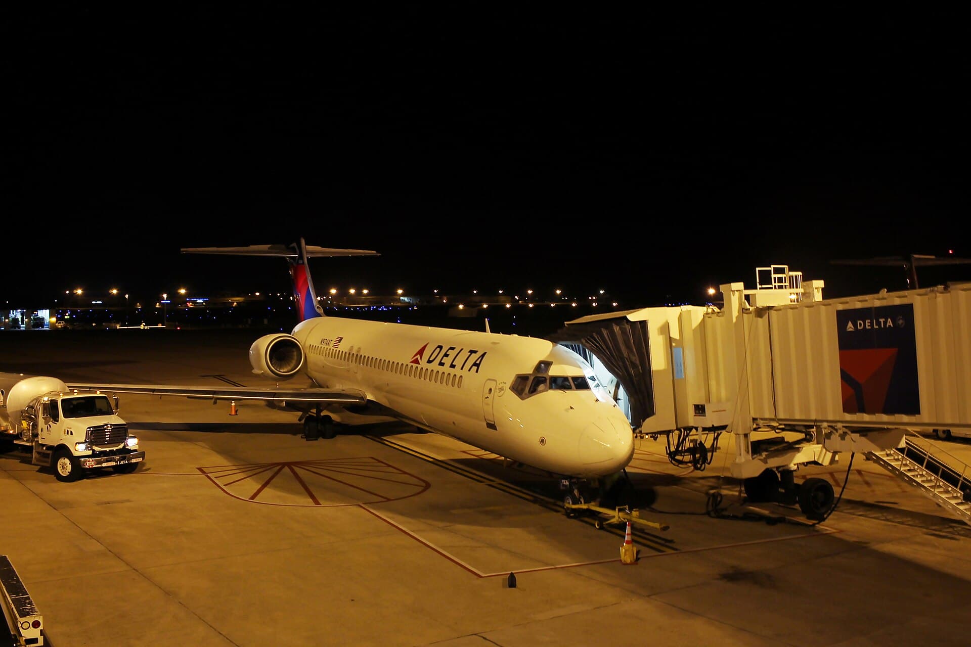N974AT - Boeing