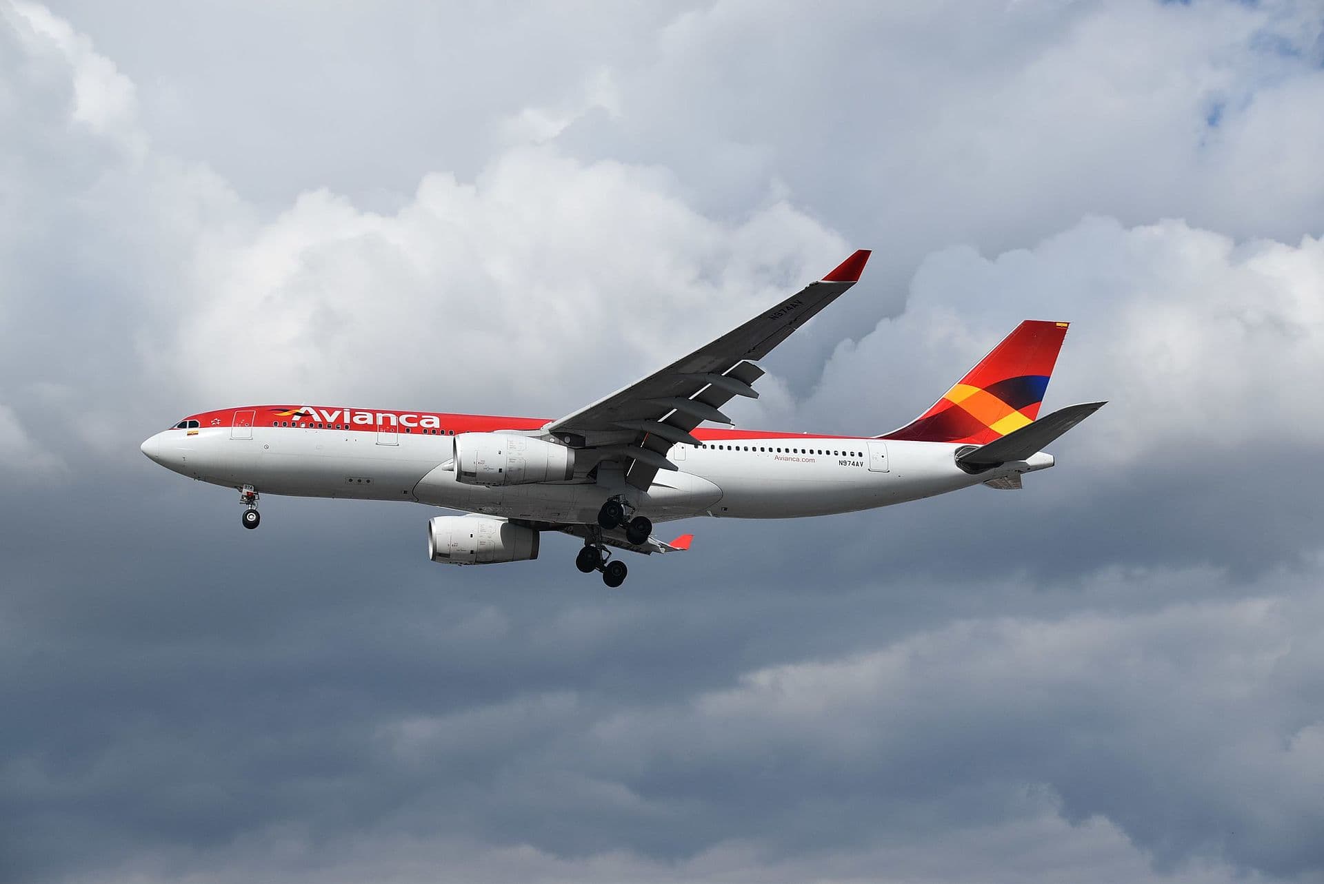 N974AV - Airbus