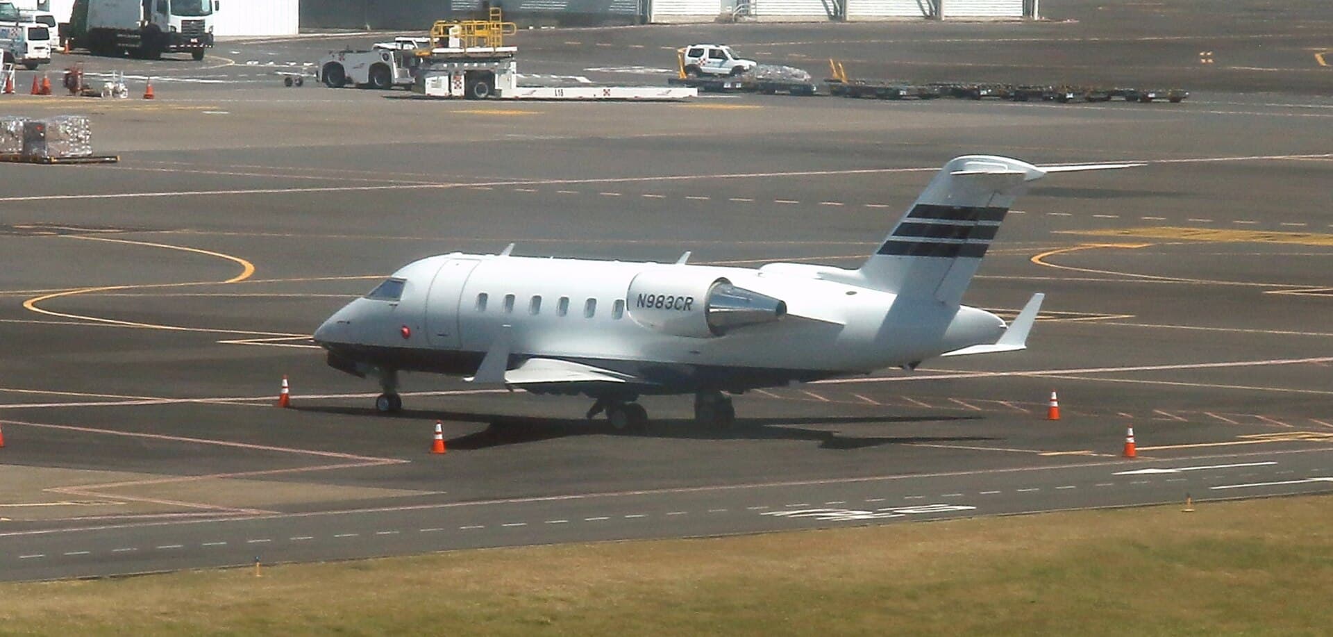N983CR - Business jet