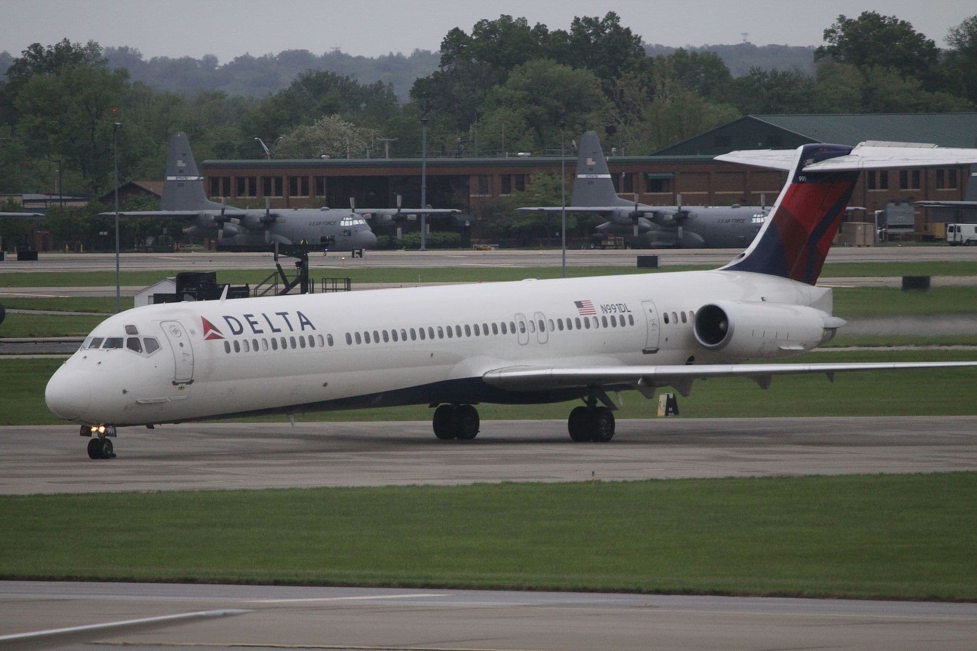N991DL - Douglas